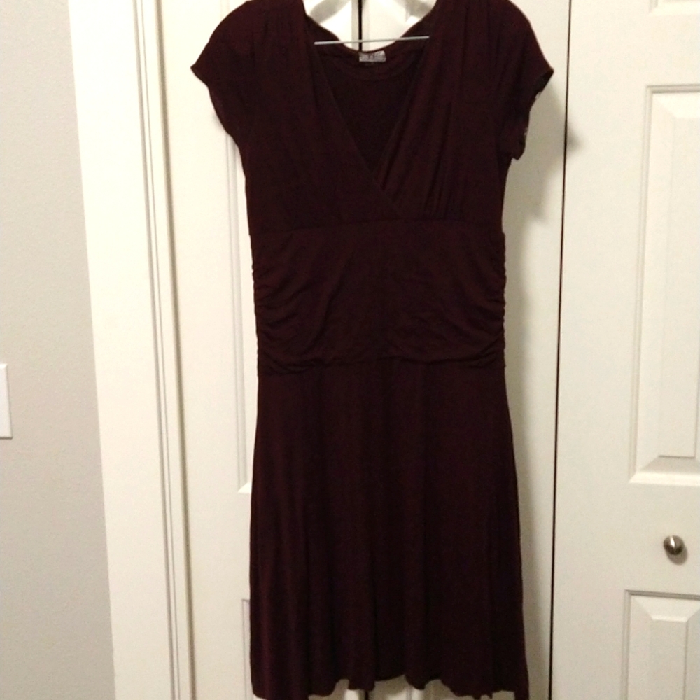 2 dresses size Large
